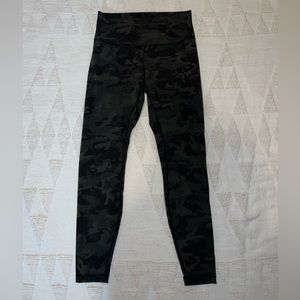 Lululemon Wunder Under Leggings 🍋